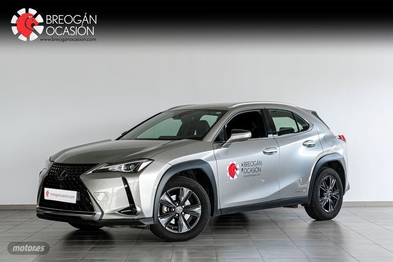 Usado Lexus UX 250h Business Edition 184 CV (135 kW) 2020 Plateado SUV