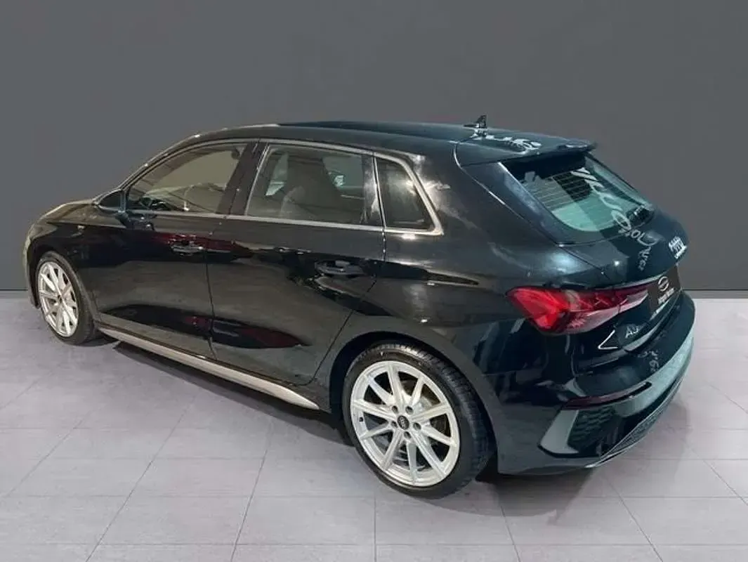 Usado Audi A3 Sportback S-Line 150 CV (110 kW) 2023 Negro Utilitario
