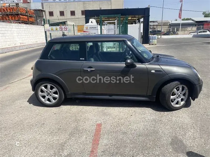 Usado Mini One D 88 CV (64 kW) 2006 Marrón Utilitario