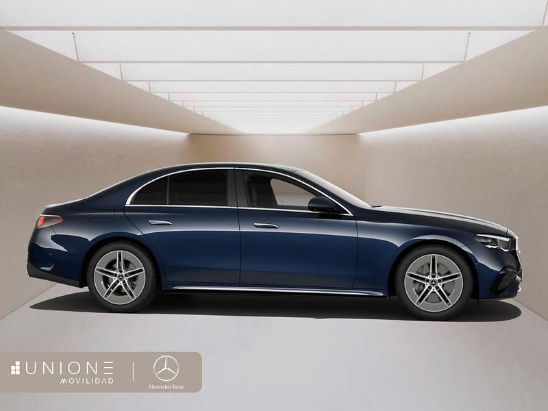Nuevo Mercedes E220 194 CV (142 kW) 2026 Azul Berlina