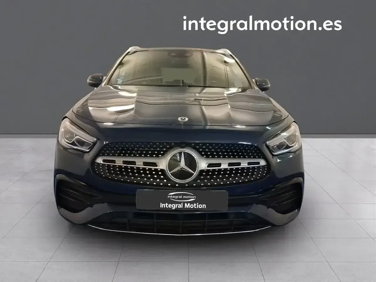 Usado Mercedes GLA250 218 CV (160 kW) 2020 Azul SUV
