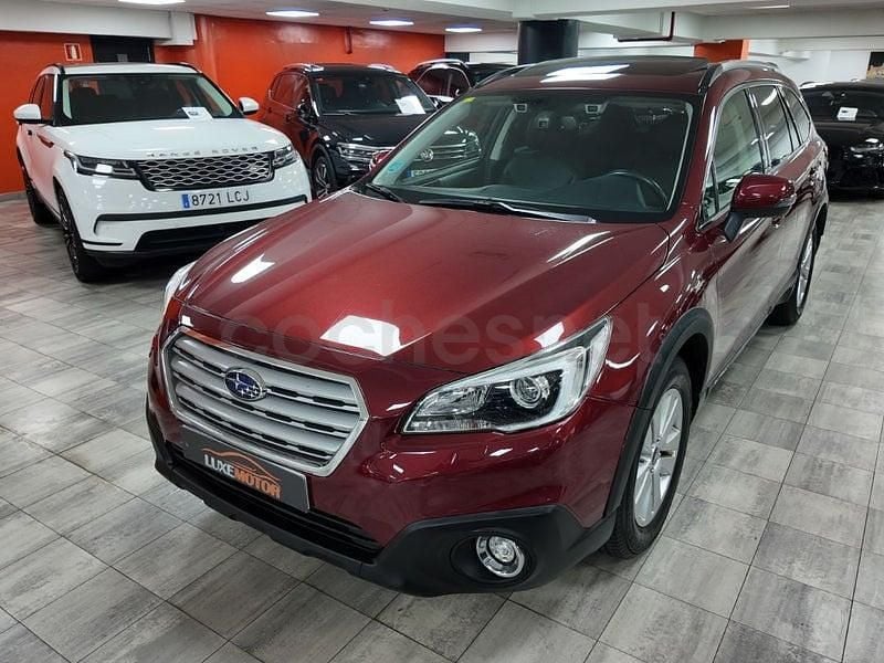 Usado Subaru Outback 175 CV (128 kW) 2018 Granate Familiar