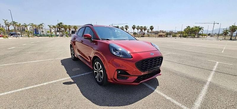 Usado Ford Puma ST-Line 124 CV (91 kW) 2020 Burdeos SUV