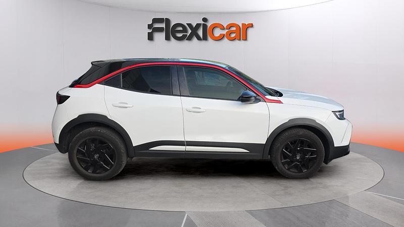 Usado Opel Mokka GS Line 131 CV (96 kW) 2022 Blanco SUV