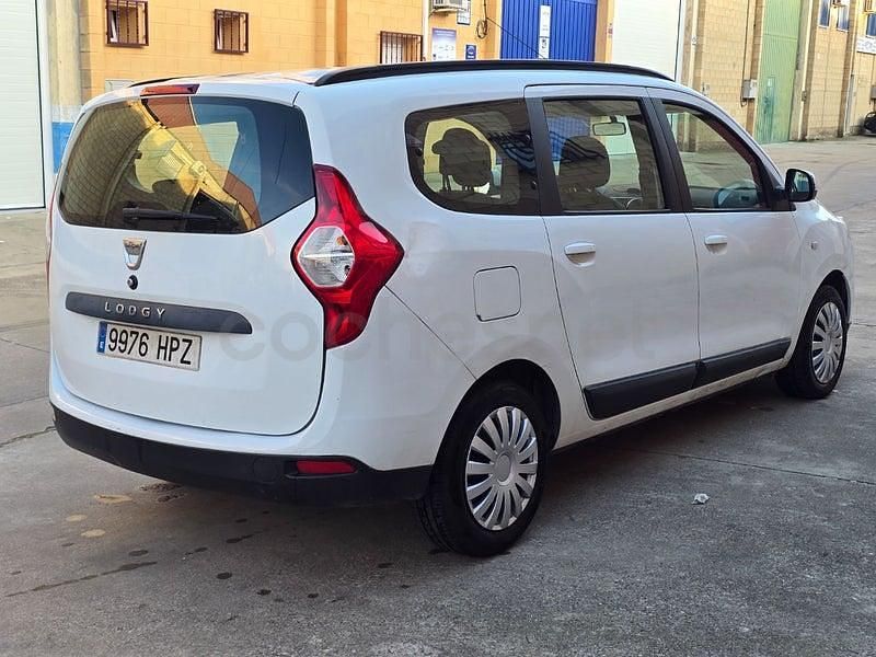 Usado Dacia Lodgy Lauréate 107 CV (78 kW) 2013 Blanco Monovolumen