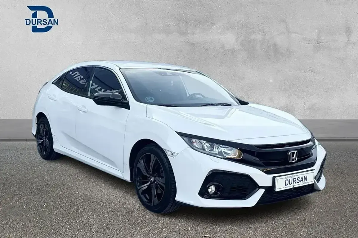 Usado Honda Civic Elegance 126 CV (92 kW) 2020 Blanco Berlina