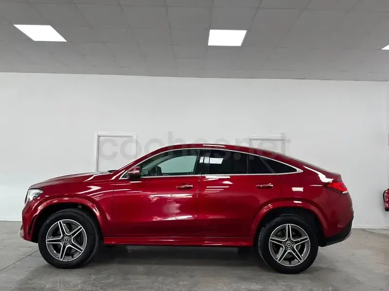 Usado Mercedes GLE300 272 CV (200 kW) 2022 Granate SUV