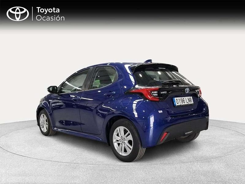 Usado Toyota Yaris Hybrid Active 116 CV (85 kW) 2021 Azul Utilitario