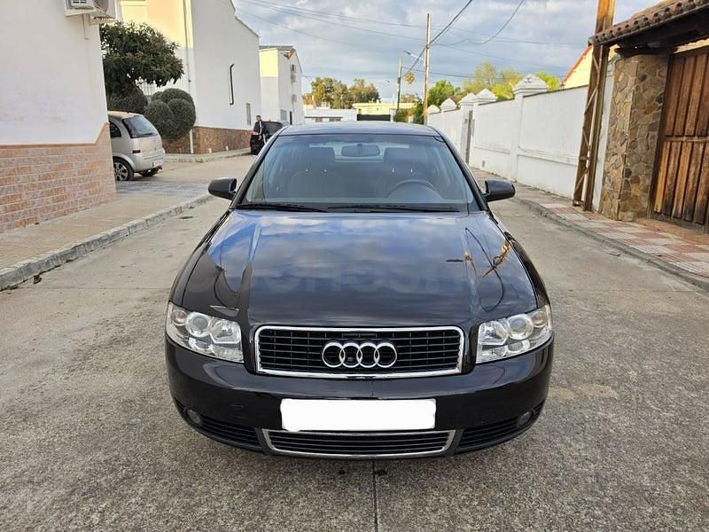 Usado Audi A4 130 CV (95 kW) 2003 Negro Berlina