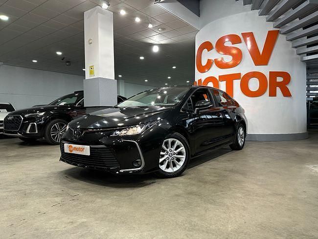 Usado Toyota Corolla Sol 126 CV (92 kW) 2023 Negro Berlina