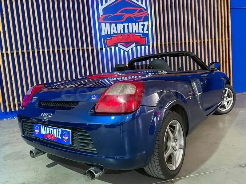 Usado Toyota MR2 140 CV (102 kW) 2003 Azul Descapotable