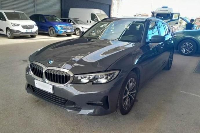 Usado 2022 BMW 330 Comfort Edition Familiar | 24.850 € (Super precio) - Imagen 1/4