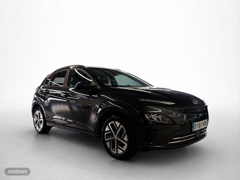 Negro Usado 2024 Hyundai Kona Style SUV | 32.700 € - Imagen 1/4