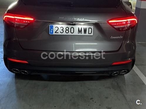Usado Maserati Levante GT 330 CV (242 kW) 2022 Gris / plata SUV