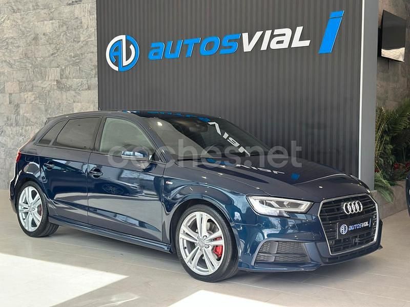 Usado Audi A3 S-line plus 150 CV (110 kW) 2020 Azul Berlina