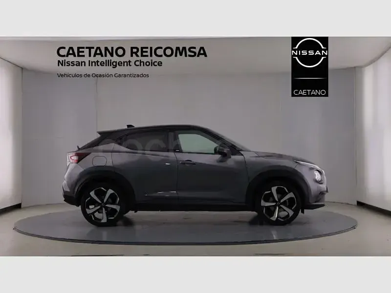 Usado Nissan Juke Tekna 114 CV (83 kW) 2023 Gris / plata SUV