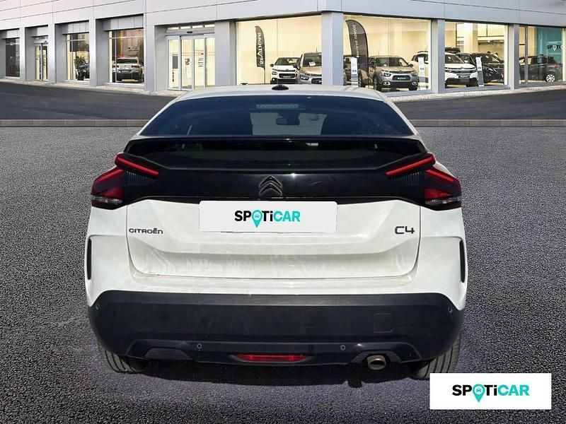 Usado Citroën C4 Feel 130 CV (95 kW) 2022 Blanco Berlina