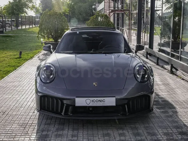 Nuevo Porsche 911 541 CV (397 kW) 2026 Gris / plata Coupe