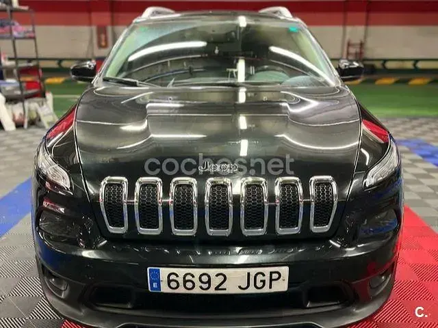 Usado Jeep Cherokee Longitude 170 CV (125 kW) 2015 Negro SUV
