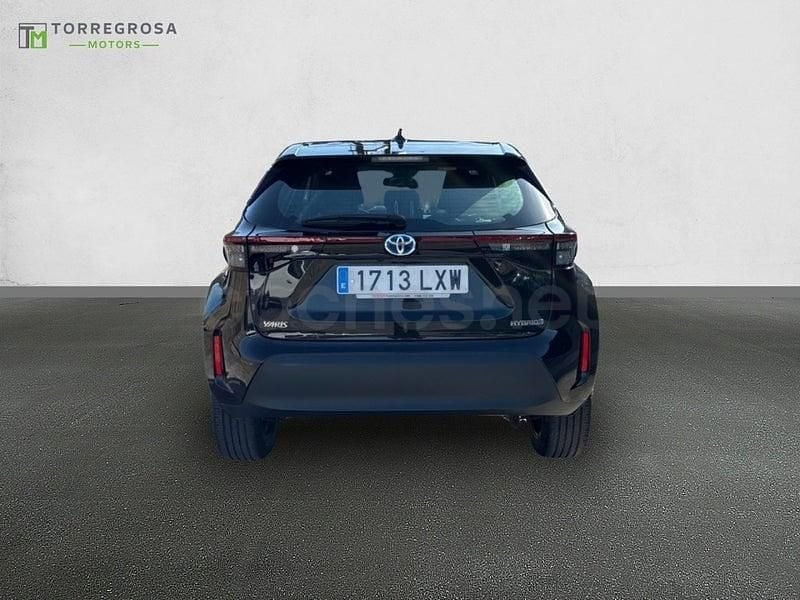 Usado Toyota Yaris Cross Style 116 CV (85 kW) 2022 Negro SUV