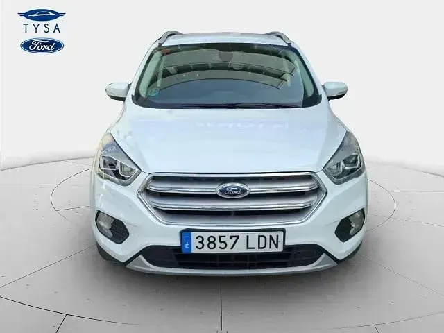 Usado Ford Kuga Trend+ 120 CV (88 kW) 2019 Todoterreno SUV