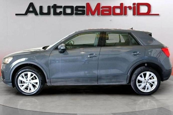 Usado Audi Q2 Advanced Plus 116 CV (85 kW) 2020 Gris SUV