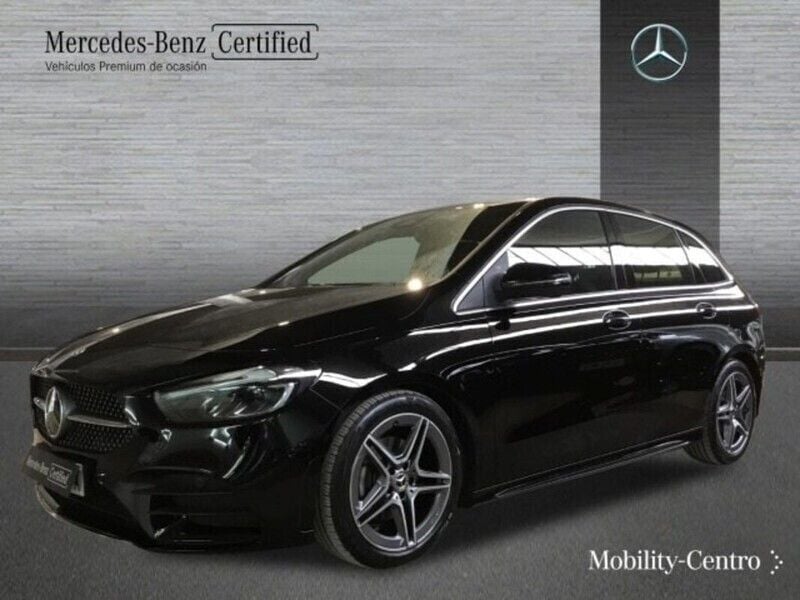 Negro noche Usado 2024 Mercedes B200 AMG line Monovolumen | 35.850 € (Precio justo) - Imagen 1/4