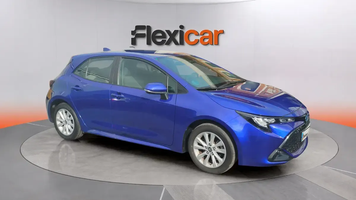 Begagnad Toyota Corolla Active 140 HK (102 kW) 2024 Halvkombi