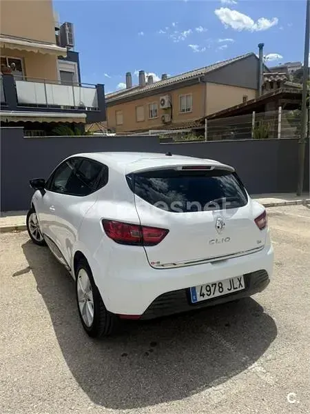 Usado Renault Clio IV LIMITED 90 CV (66 kW) 2016 Blanco Berlina