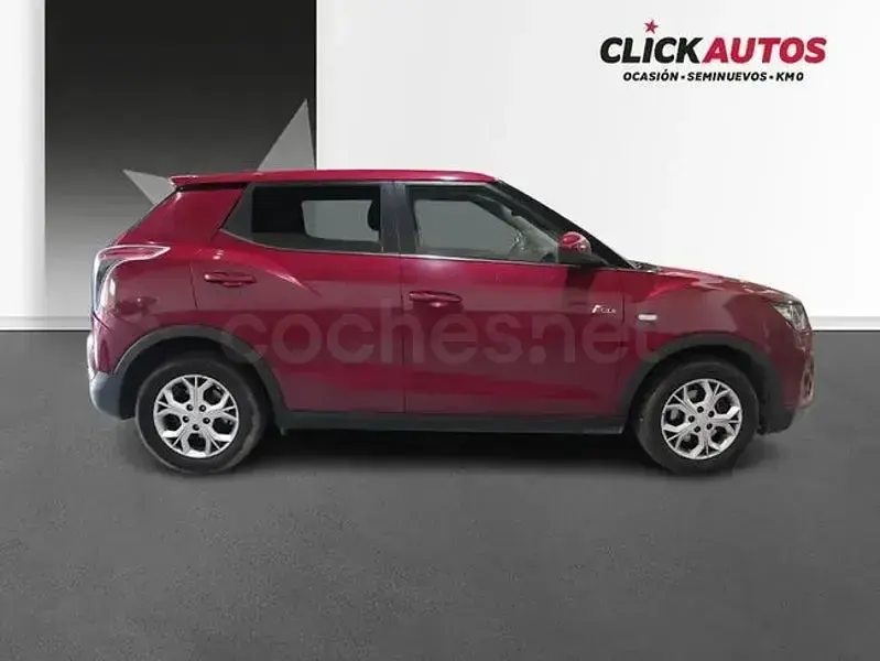 Usado SsangYong Tivoli 128 CV (94 kW) 2023 Rojo SUV