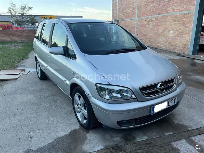 Gris / plata Usado 2005 Opel Zafira Elegance Monovolumen | 1700 € (Precio justo) - Imagen 1/4
