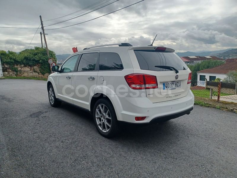 Usado Fiat Freemont Lounge 140 CV (102 kW) 2014 Blanco SUV