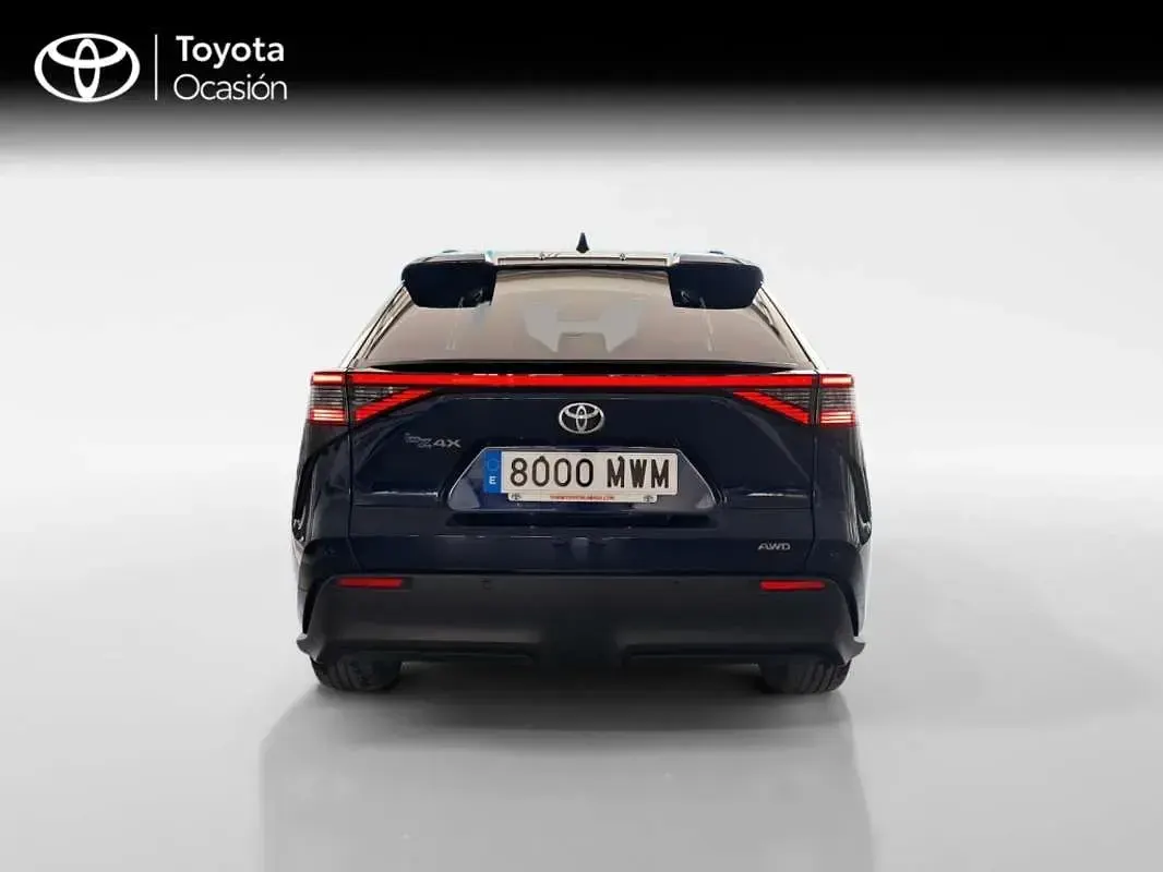 Usado Toyota bZ4X Plus 150 kW (204 CV) 2024 Azul SUV