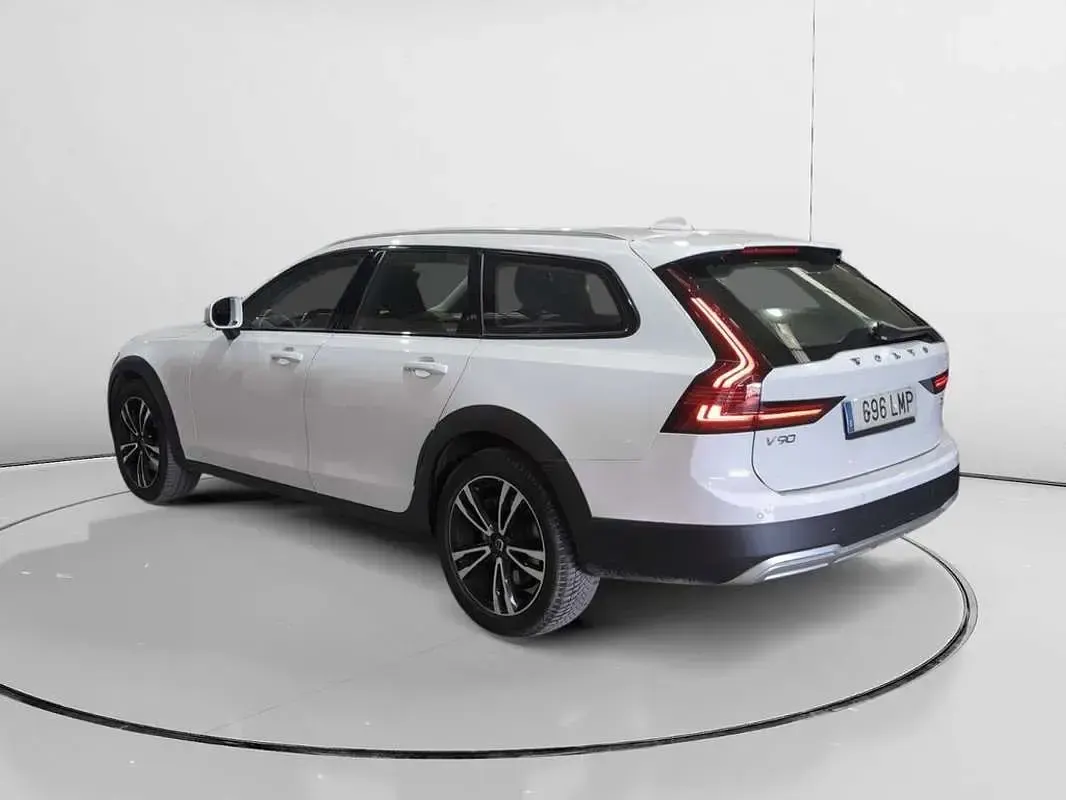 Usado Volvo V90 CC 190 CV (139 kW) 2021 Blanco Familiar