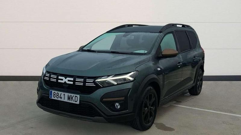 Usado Dacia Jogger Extreme 111 CV (81 kW) 2023 Verde Monovolumen