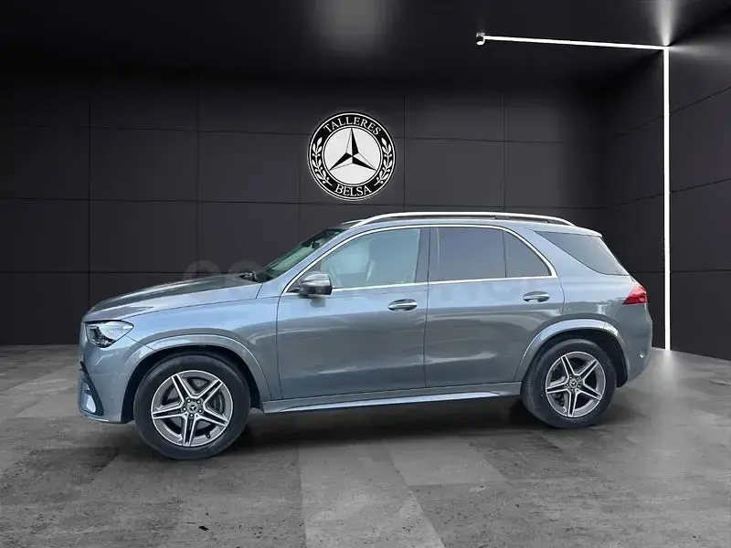 Usado Mercedes GLE300 269 CV (197 kW) 2025 Gris / plata SUV