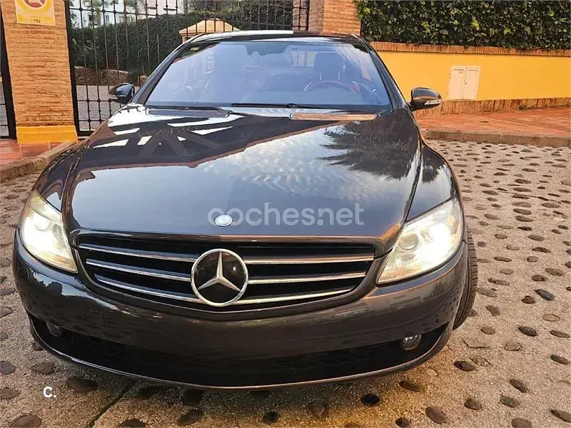 Usado Mercedes CL500 388 CV (285 kW) 2008 Gris / plata Coupe