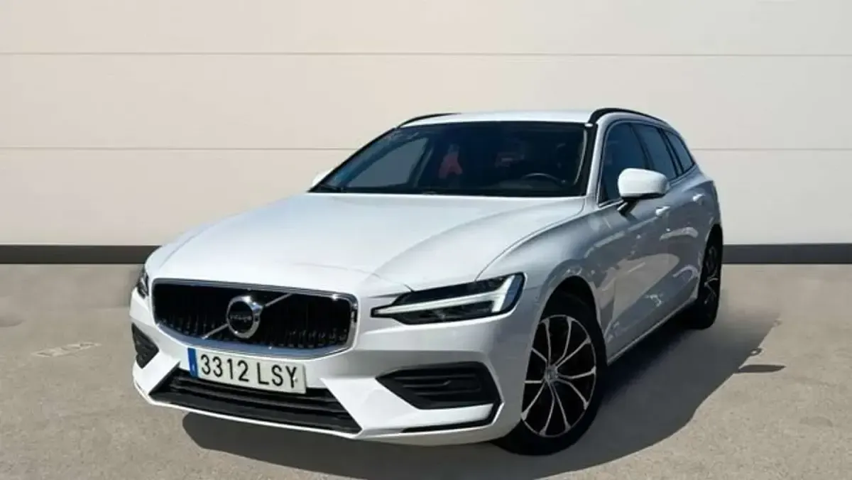 Usado Volvo V60 Momentum 197 CV (144 kW) 2021 Blanco Familiar