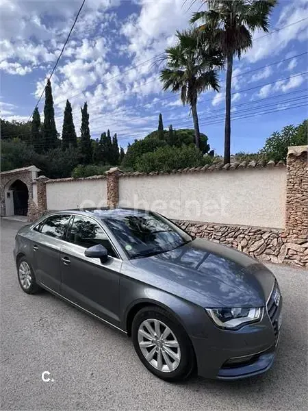Usado Audi A3 116 CV (85 kW) 2016 Gris / plata Berlina