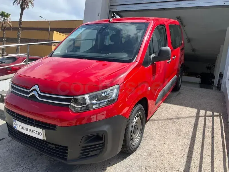 Usado Citroën Berlingo Live 110 CV (80 kW) 2019 Rojo Monovolumen