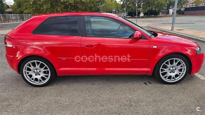 Usado Audi A3 Ambition 140 CV (102 kW) 2006 Rojo Berlina