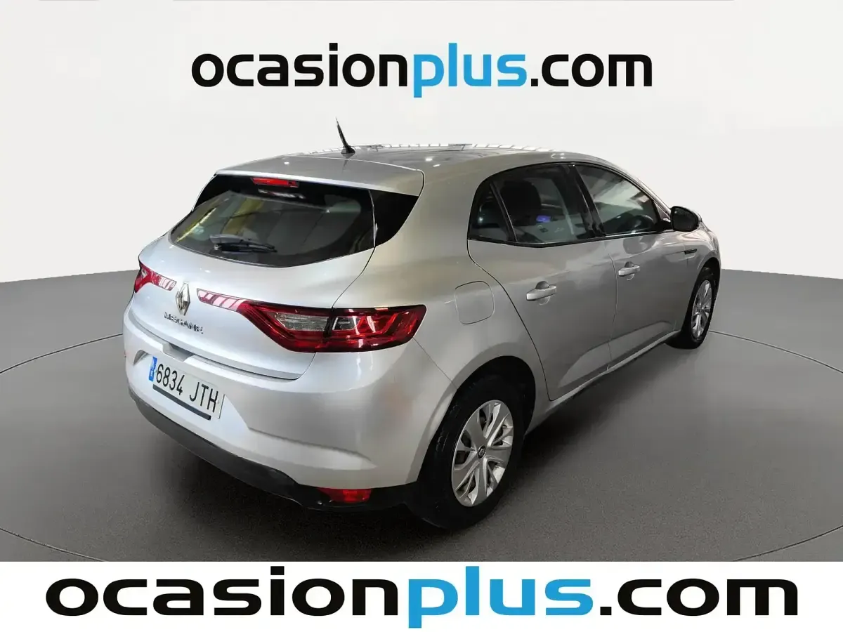 Usado Renault Mégane Life 100 CV (73 kW) 2016 Gris