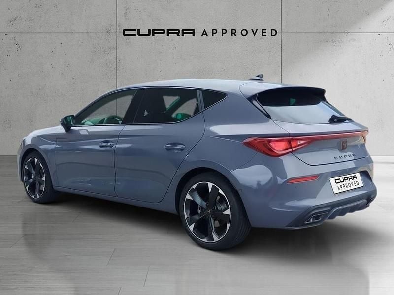 Usado Cupra Leon 150 CV (110 kW) 2024 Gris Berlina