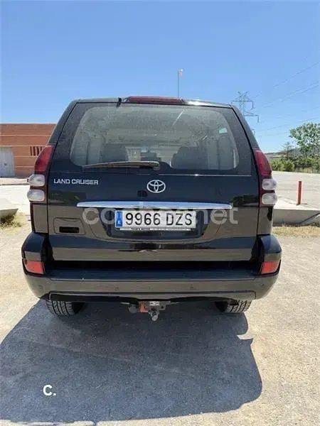 Usado Toyota Land Cruiser 166 CV (122 kW) 2006 Negro SUV