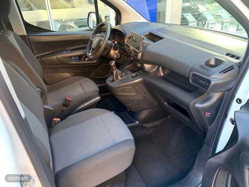 Usado Opel Combo S 2019 Blanco Monovolumen