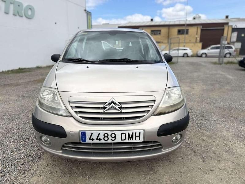Usado Citroën C3 Furio 68 CV (50 kW) 2005 Beige Utilitario