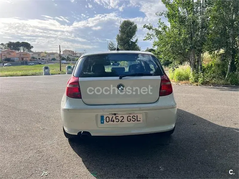 Usado BMW 120 177 CV (130 kW) 2009 Blanco Utilitario
