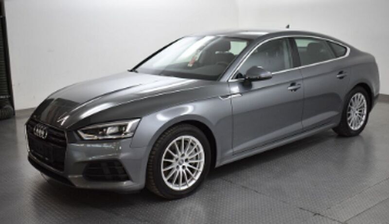 Gris metalizado Usado 2018 Audi A5 Sportback Berlina | 32.500 € (Un poco caro) - Imagen 1/4