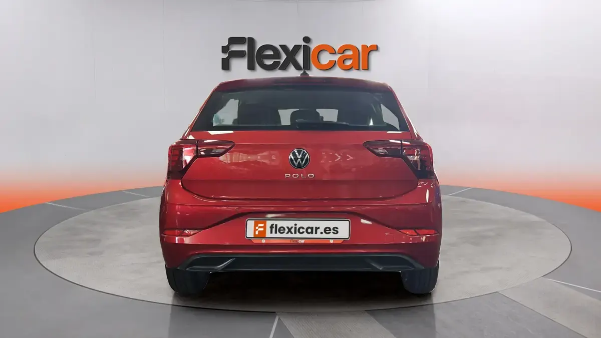 Usado VW Polo 95 CV (69 kW) 2023 Rojo Utilitario