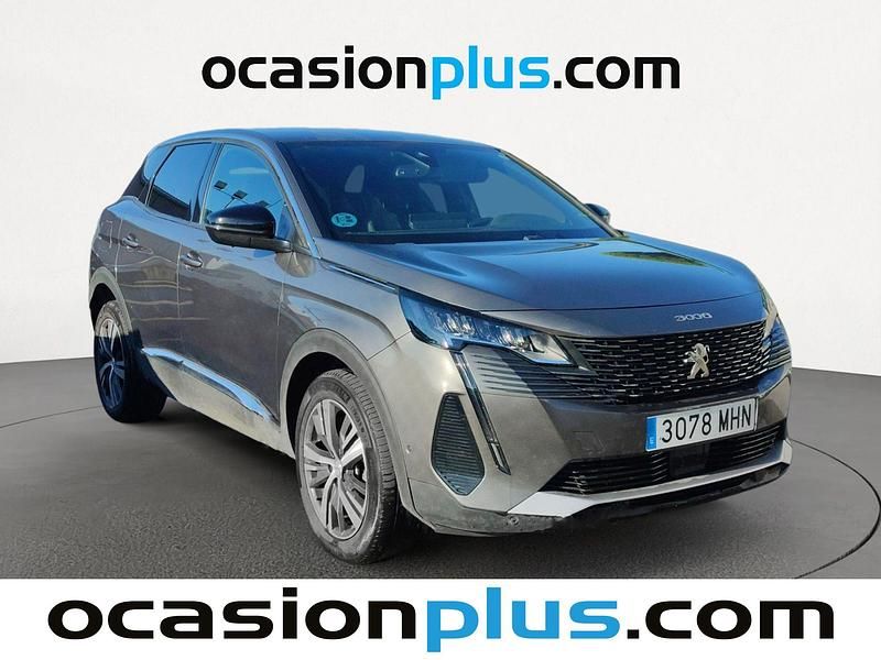 Usado Peugeot 3008 Allure 131 CV (96 kW) 2023 Gris SUV